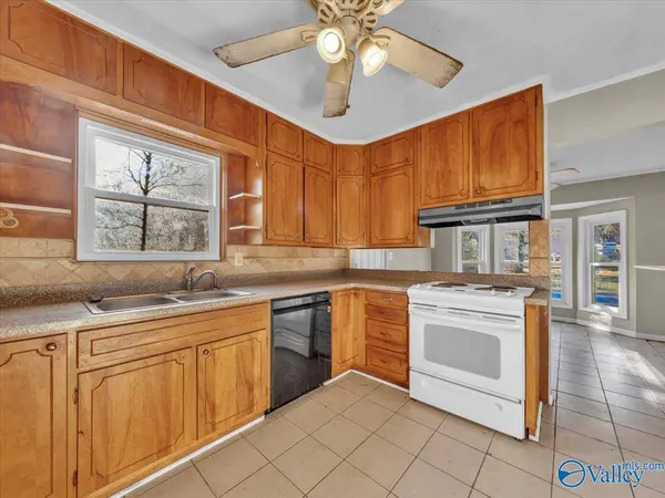 839 Sherwood Forest Drive, Birmingham, AL 35235