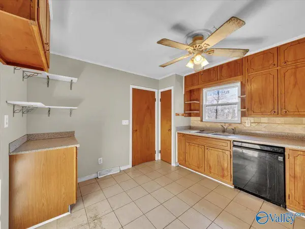 839 Sherwood Forest Drive, Birmingham, AL 35235