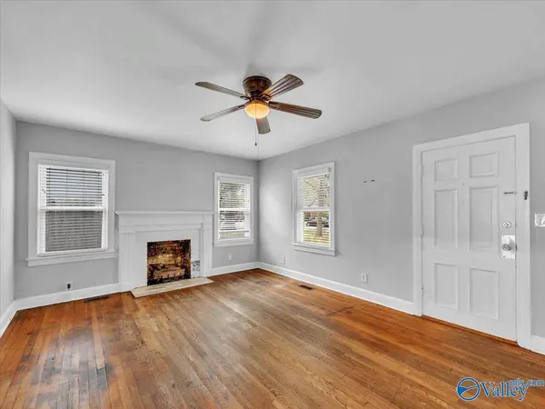 908 8th Avenue SE, Decatur, AL 35601