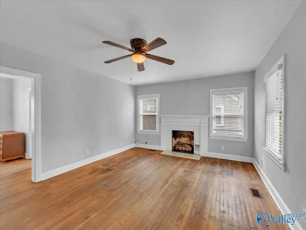 908 8th Avenue SE, Decatur, AL 35601