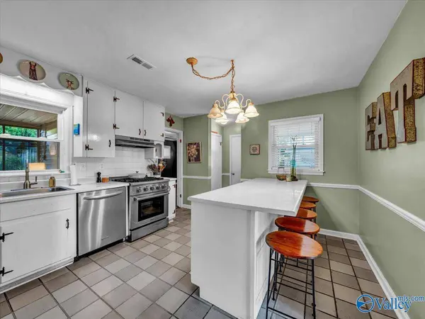 1511 Seton Avenue SE, Decatur, AL 35601