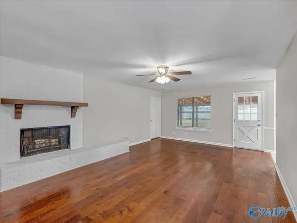 2114 Dundee Drive SW, Decatur, AL 35603