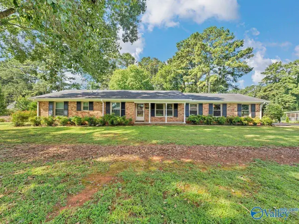 1316 Ridgedale Street, Athens, AL 35613