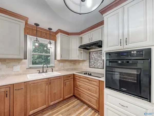1316 Ridgedale Street, Athens, AL 35613