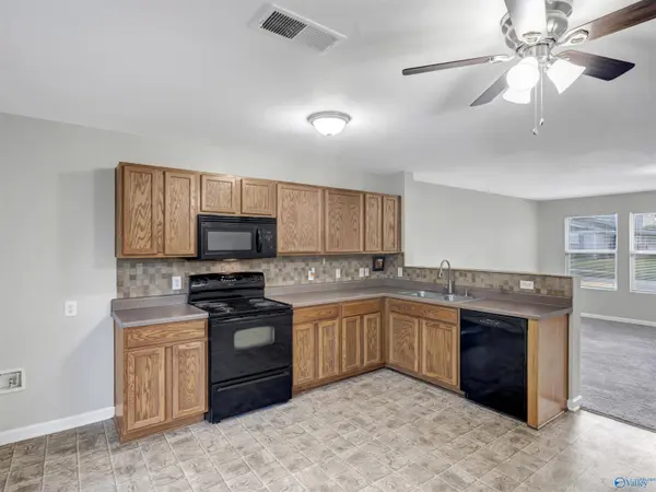 3300 Lakeland Drive SW, Madison, AL 35756