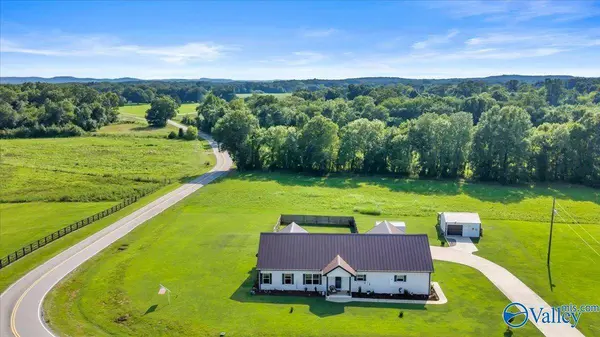 546 Maddox Road, Hartselle, AL 35640