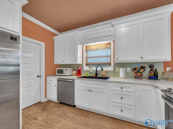546 Maddox Road, Hartselle, AL 35640