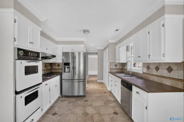 3401 Timber Way SW, Decatur, AL 35603