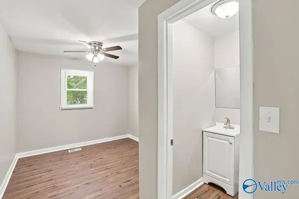 499 Hurricane Road, New Market, AL 35761