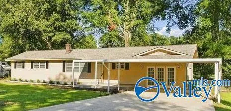 1105 Blountsville Street NE