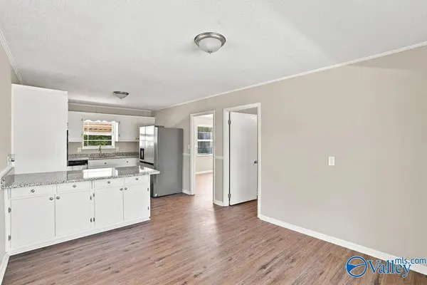 1105 Blountsville Street NE, Hanceville, AL 35077