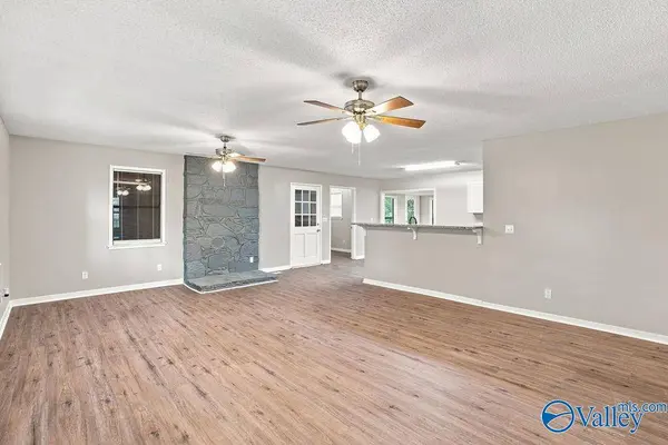 1407 Stage Road SW, Hartselle, AL 35640