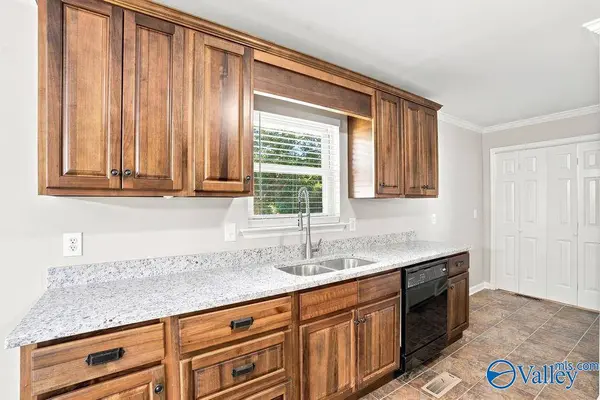 1205 Spruce Street SE, Hanceville, AL 35077