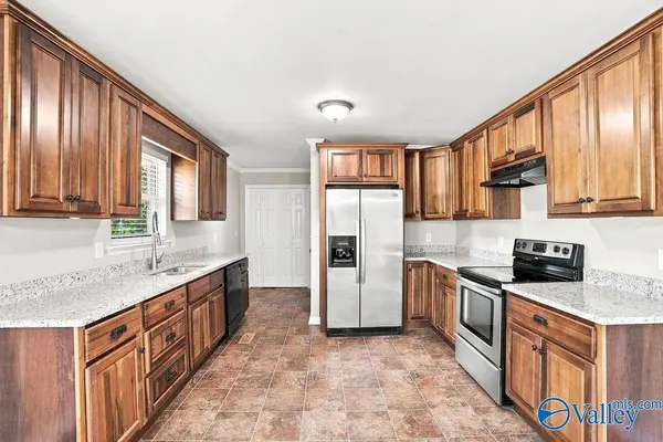 1205 Spruce Street SE, Hanceville, AL 35077