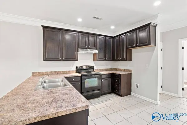 134 Chimes Way SW, Huntsville, AL 35824