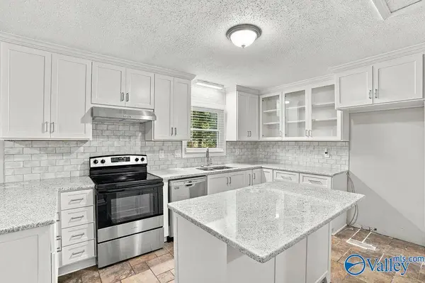 507 Greendale Drive NW, Huntsville, AL 35806