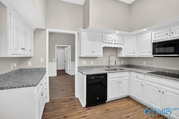 208 Round Top Drive, Harvest, AL 35749