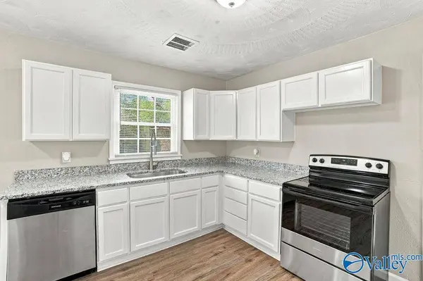 701 Mastin Lake Road NW, Huntsville, AL 35811