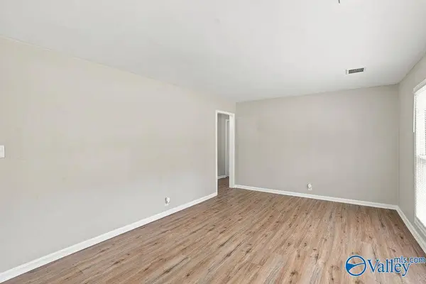 701 Mastin Lake Road NW, Huntsville, AL 35811