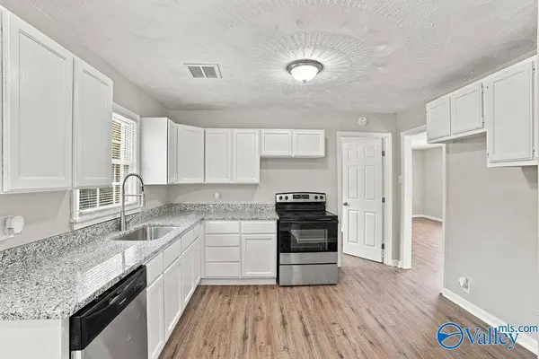 701 Mastin Lake Road NW, Huntsville, AL 35811