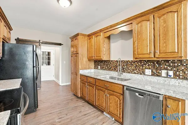 13515 Wisteria Place, Athens, AL 35613