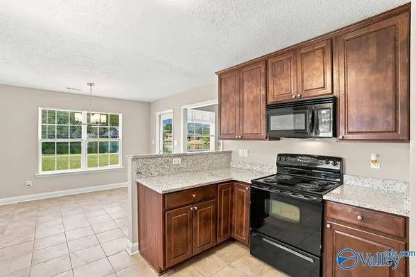 411 Summer Cove Circle NW, Madison, AL 35757