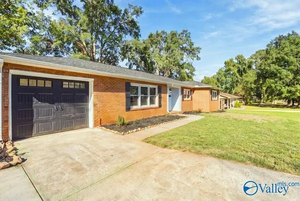 1727 Pennylane SE, Decatur, AL 35601