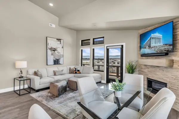 1121 W HELLING CIR #302, Heber City, UT 84032