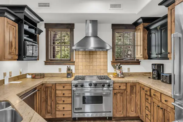 1825 THREE KINGS DR #103, Park City, UT 84060