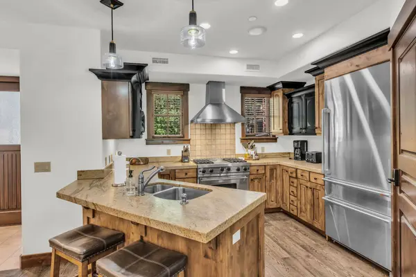 1825 THREE KINGS DR #103, Park City, UT 84060