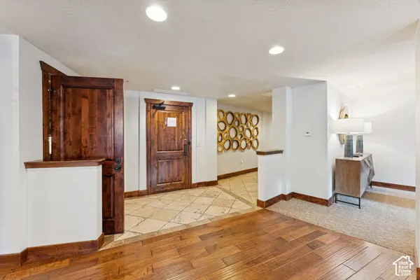 3558 N ESCALA CT #251, Park City, UT 84098