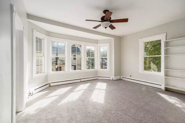 197 E. Main #2, Gloucester, MA 01930