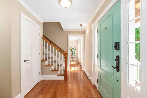 51 South St, Rockport, MA 01966