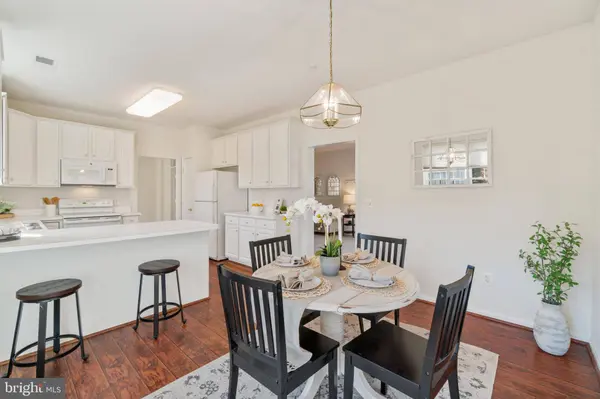 420 HAMLET CLUB DR #206, Edgewater, MD 21037