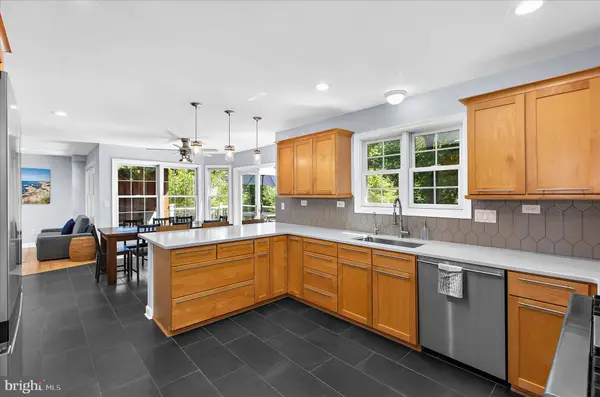 102 BREWER AVE, Annapolis, MD 21401