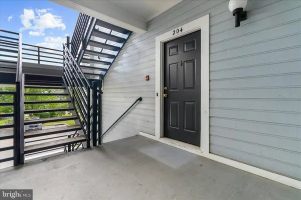 601 FOREST WALK LN #204, Odenton, MD 21113