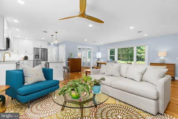 205 RIVERSIDE DR, Chester, MD 21619