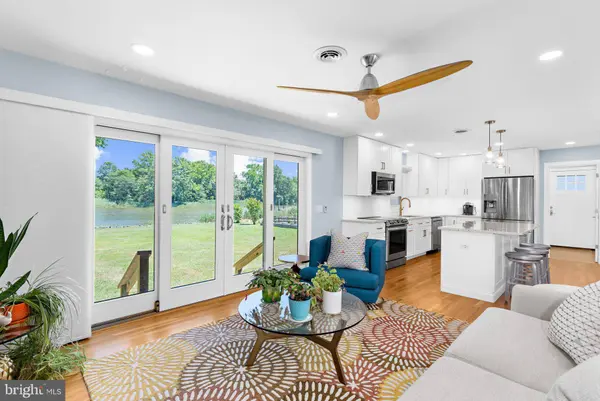 205 RIVERSIDE DR, Chester, MD 21619