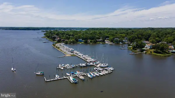 527 LEE CIR, Annapolis, MD 21403