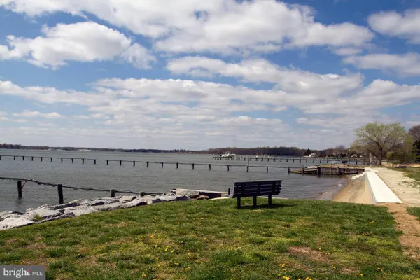 527 LEE CIR, Annapolis, MD 21403