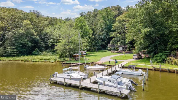 2321 HICKORY RD, Annapolis, MD 21401