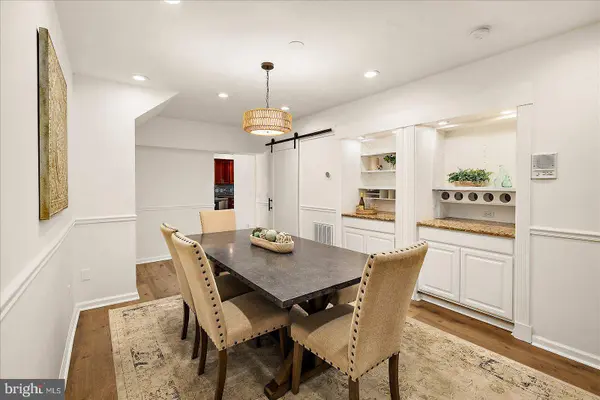 813 SHORE DR, Edgewater, MD 21037