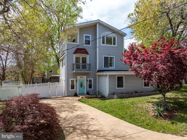 813 SHORE DR, Edgewater, MD 21037