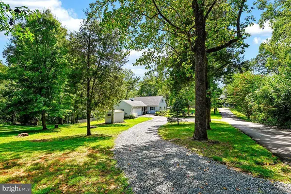 19 W SEVERN RIDGE RD, Annapolis, MD 21409