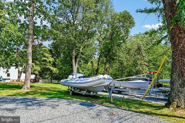 19 W SEVERN RIDGE RD, Annapolis, MD 21409