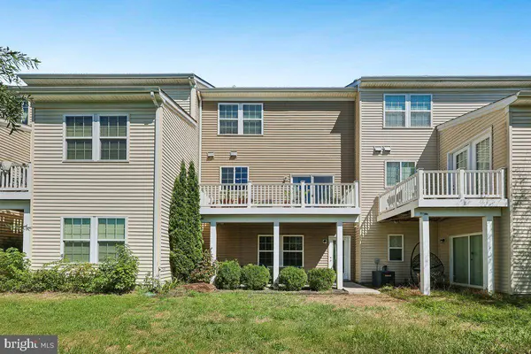 8132 VILLAGGIO DR, Millersville, MD 21108