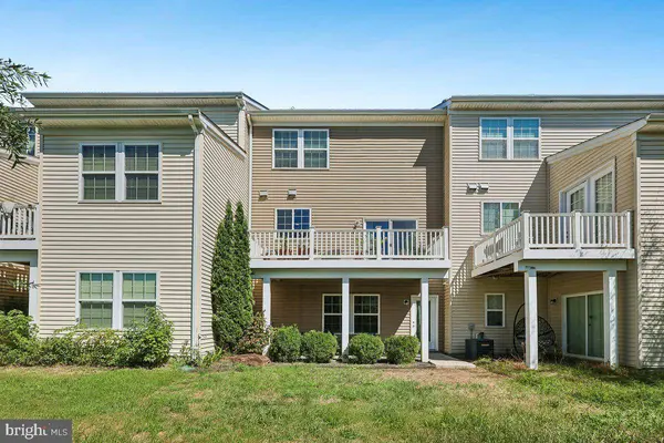 8132 VILLAGGIO DR, Millersville, MD 21108