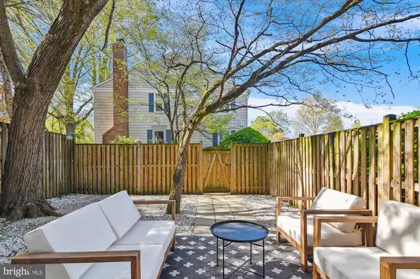1750 LANG DR, Crofton, MD 21114