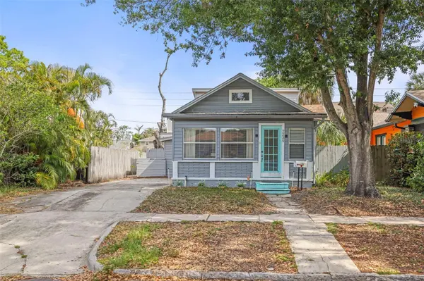 2235 BURLINGTON AVE N, St Petersburg, FL 33713