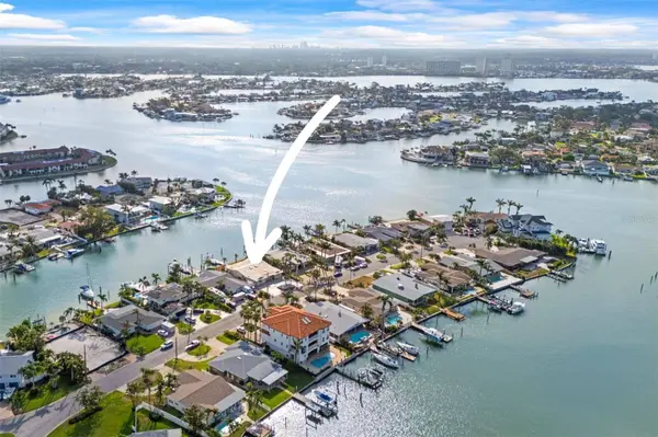 5 MARINA TER, Treasure Island, FL 33706